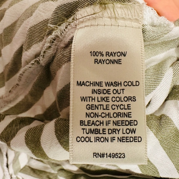 Alexander Jordan | Women’s Size Large White Green Stripe Long Sleeve Button Up - Picture 3 of 4